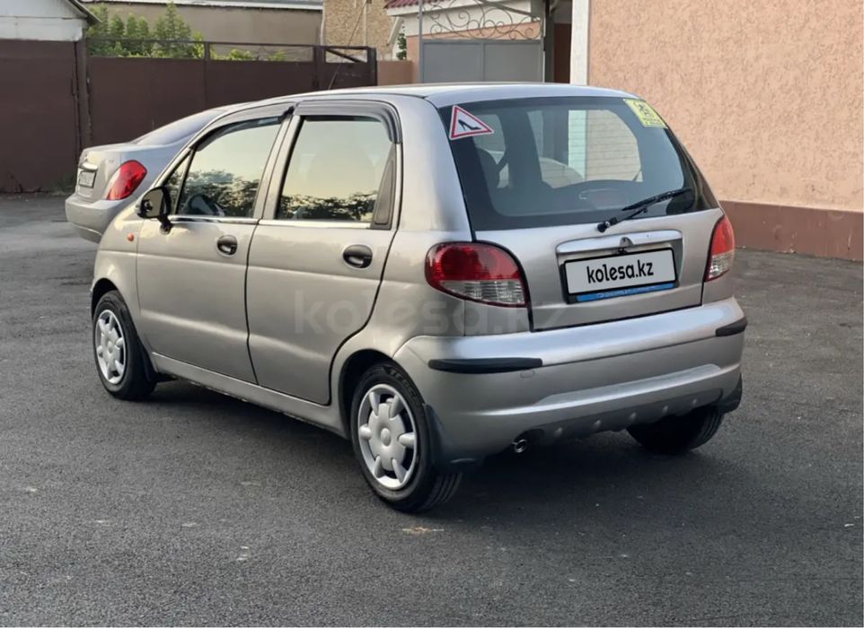 Машина Daewoo matiz