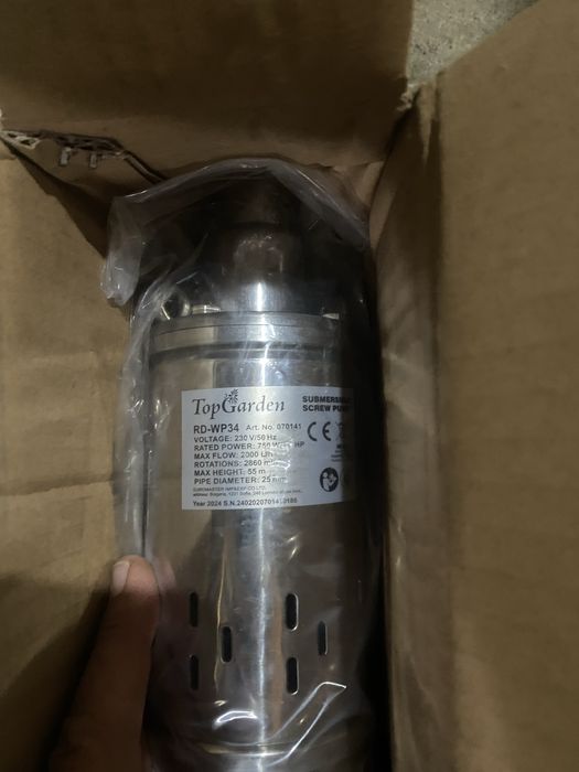 Водна помпа сондажна