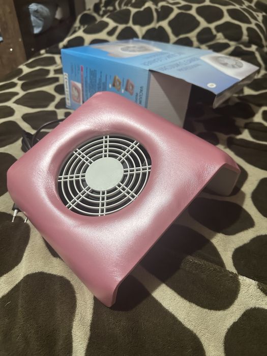 Пылесос для маникюра новый в комплекте мешок