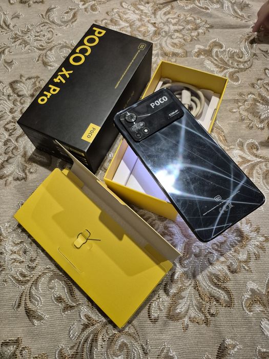 Продам смартфон POCO X4Pro