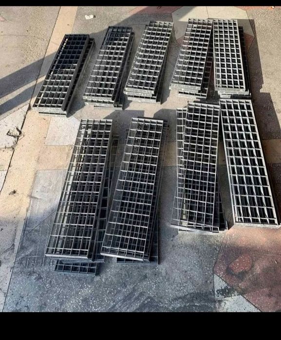 Gratare zincate la diferite dimensiuni debitam la dimensiunea dorită d