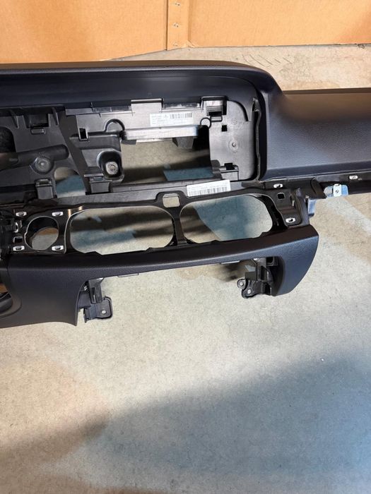 Plansa bord mercedes w213 e-class
