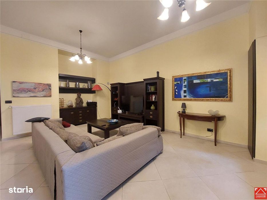 PRET REDUS! Apartament la cheie pe Bv. Revolutiei — fotografia 1