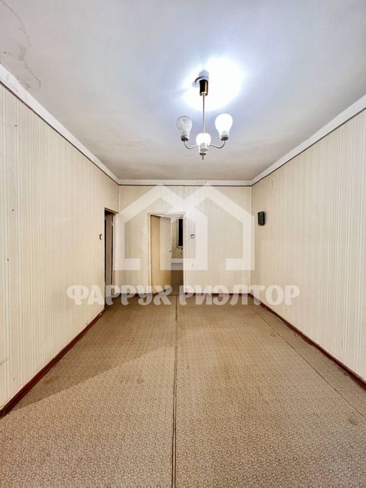 2/2/5 ташсельмаш  Шохона Без ремонта