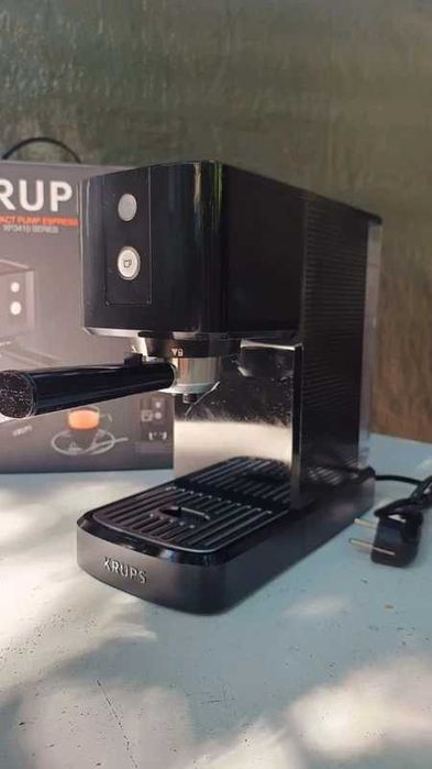 Espressor Krups Calvi XP3410, 1460W, 15 bar, 1 l, 
Stare,Foarte bună