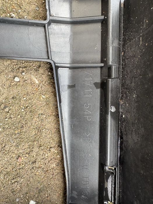 Предна броня за Suzuki Grand Vitara / Сузуки 2015 - 2018