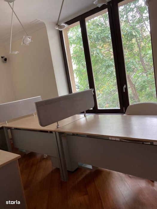 Calea Victoriei, apartament de 5 camere. Ideal birou.