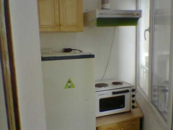 Дава се под наем Едностаен апартамент в Бургас, Лазур - 35 кв.м за 125 € - Снимка #3