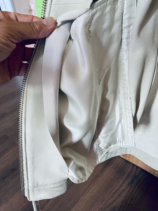 Женская кожаная куртка H&M