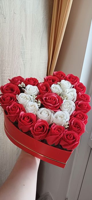 Ornamente trandafiri de săpun