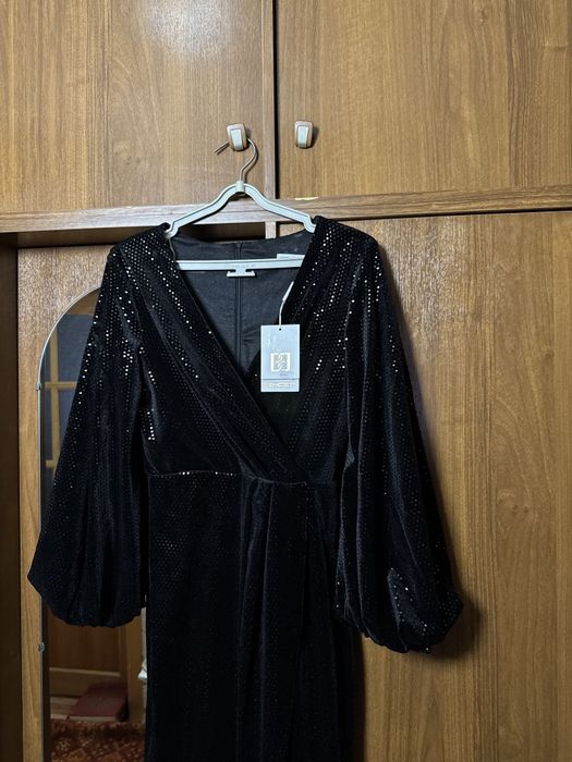 Продам отличное платье