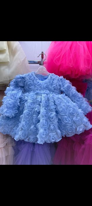 Прокатқа киімдер бар