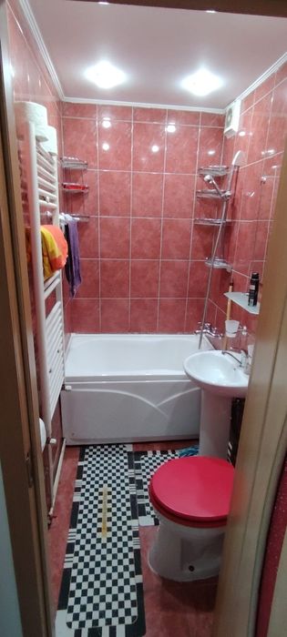 Apartament 2 camere,zarnesti blocuri