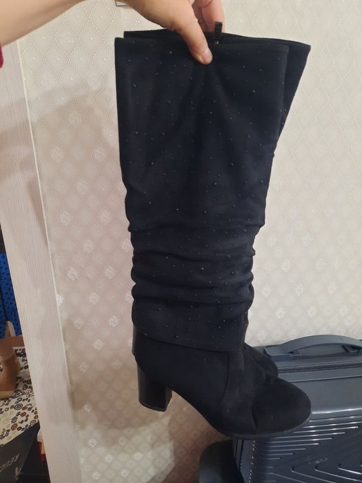 Замшевые сапоги 39размера