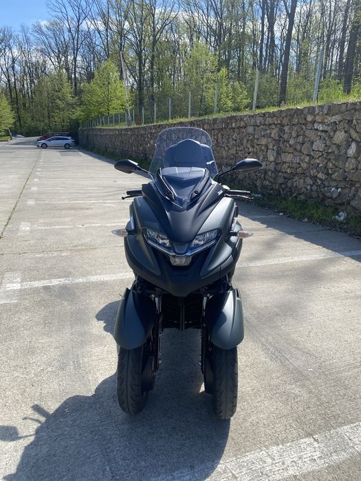 Vând Yamaha Tricity 300 2021