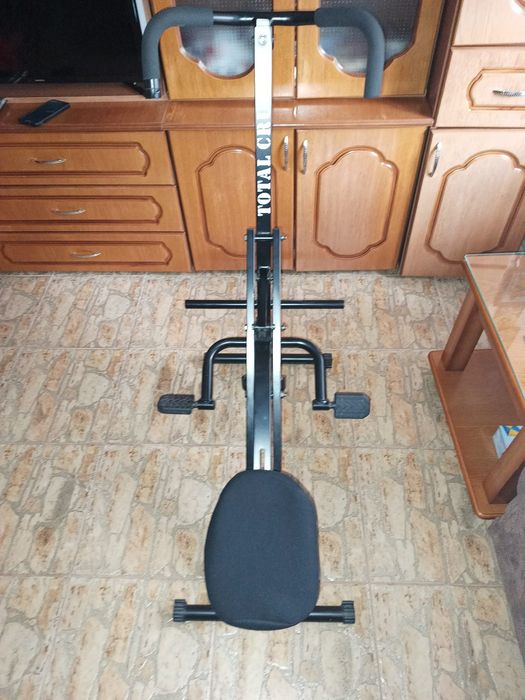 Aparat abdomene Techfit Total Ab Crunch