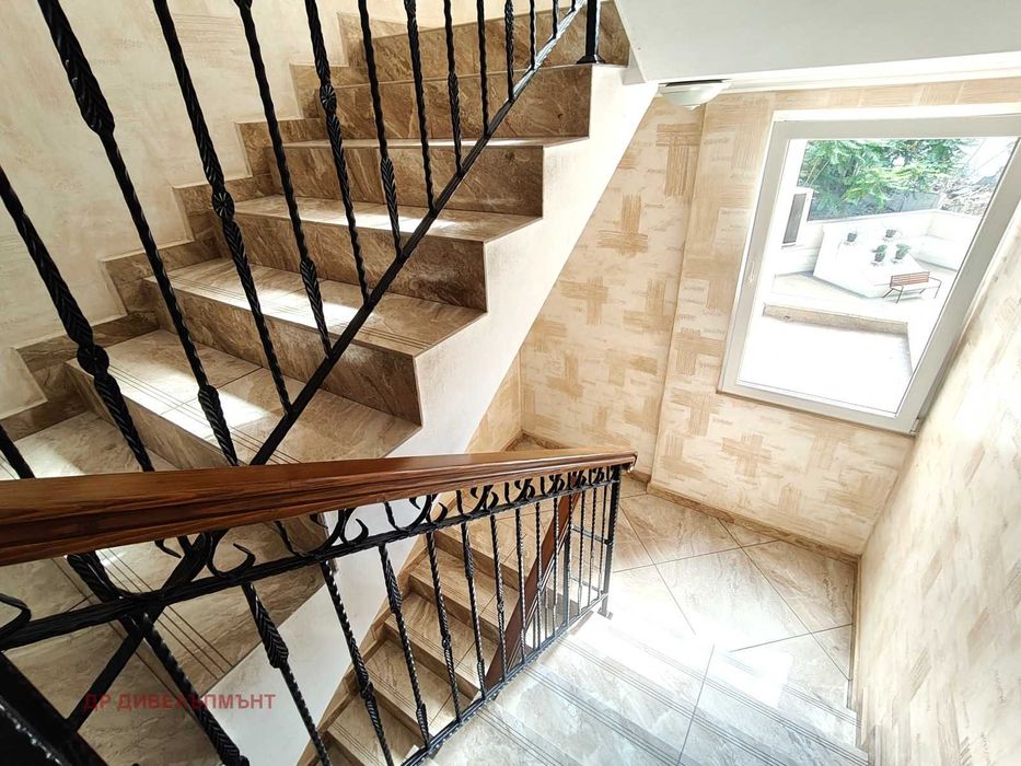 Дава под Наем 2-СТАЕН
град Бургас, Лазур, ул. Перушица