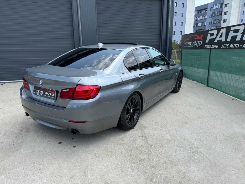 BMW 5 Series 2012 — imagine 4
