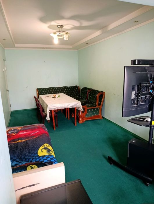 МирзоУлугбекский р-н,Буз-2,49 школа,МИБ,кирпич балкон 2*6,63 м2 3/2/5