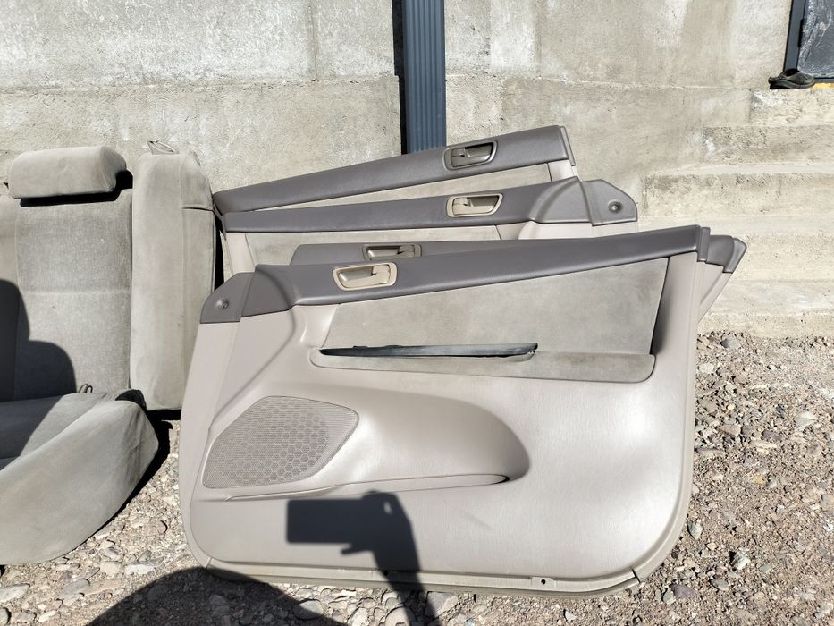 Продам салон от Камри 30-35