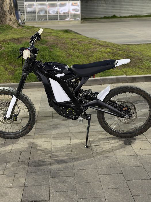 Surron light bee x 2024