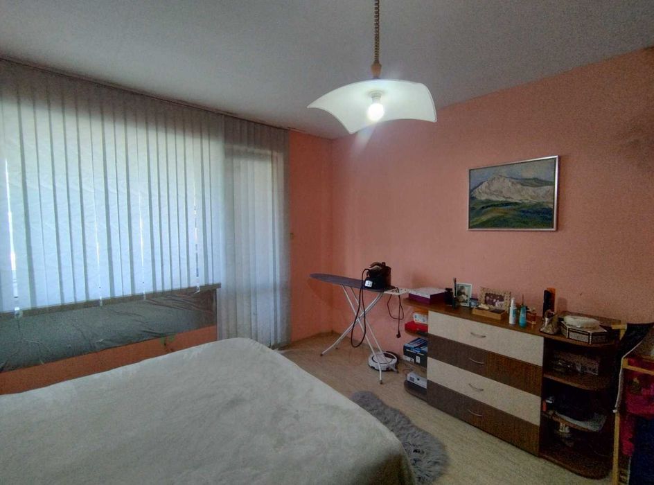 Без Комисиона Тристаен 110 м²