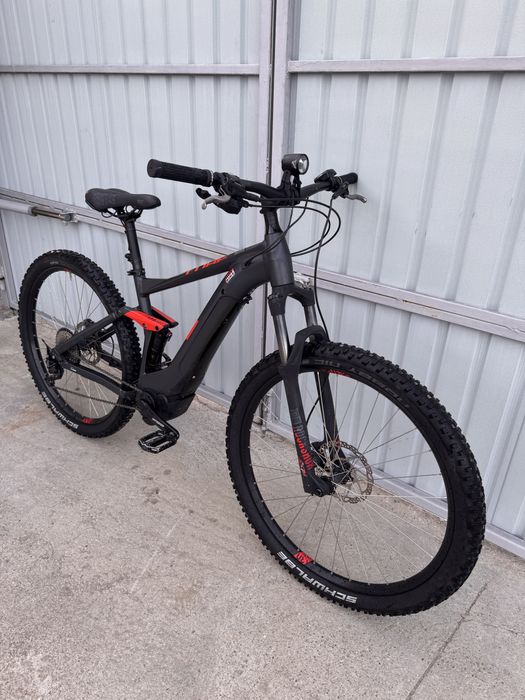 Bicicleta Cube electica motor bosch performace CX