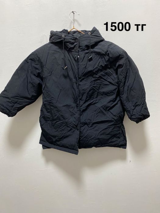 Продам детские куртки