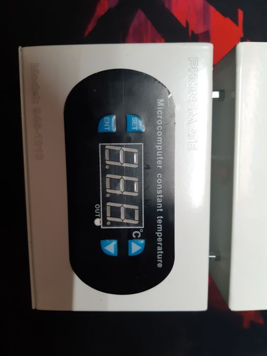 Стол паяльный Phonemate 1010