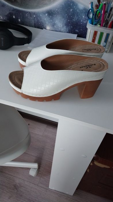 Продам новые сабо 41 размер