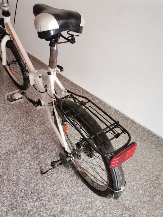 Bicicleta rabatabilă albă