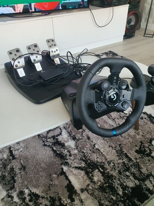 Волан Logitech G923 Sim Racing Wheel , Скоростен лост Logitech Driving