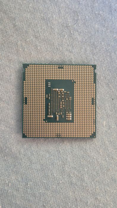 Процесор Intel core i3-7100