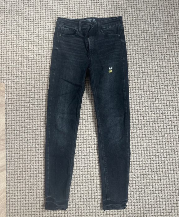 Blugi mulați stradivarius