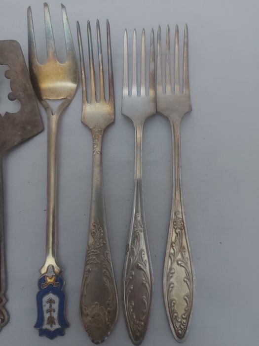 Мельхиоровые вилки.
