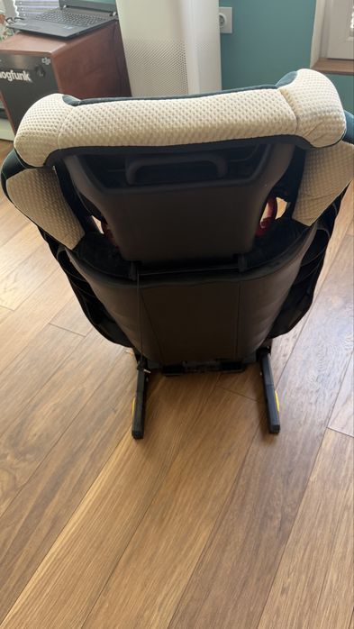 Детско столче за кола Recaro Monza Seatfix (15-36 кг) с ISOFIX