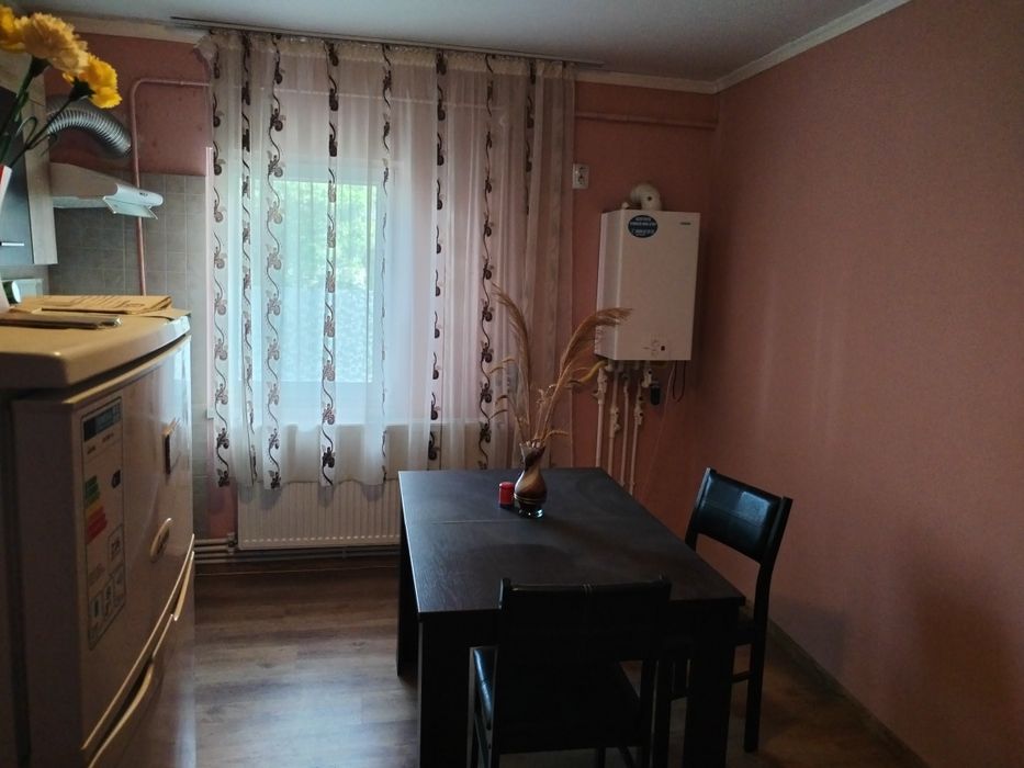 Vând apartament 2 camere