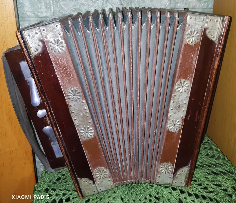 Антикварная русская гармошка