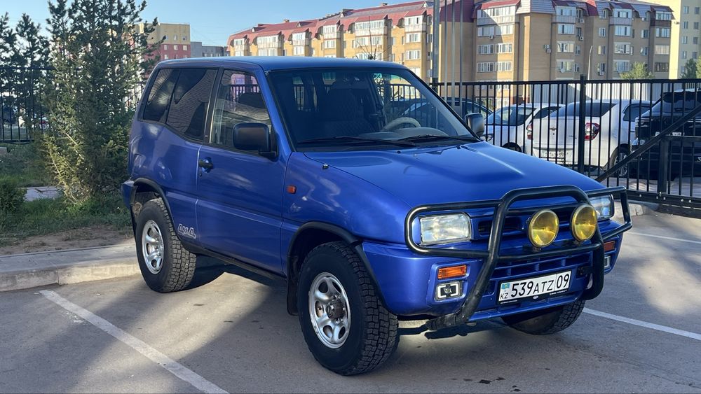 Nissan Terrano II