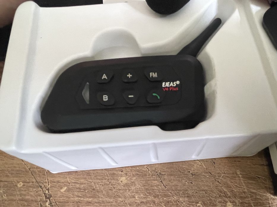 Интерком EJEAS V4 Plus Bluetooth до 4човека 1500м