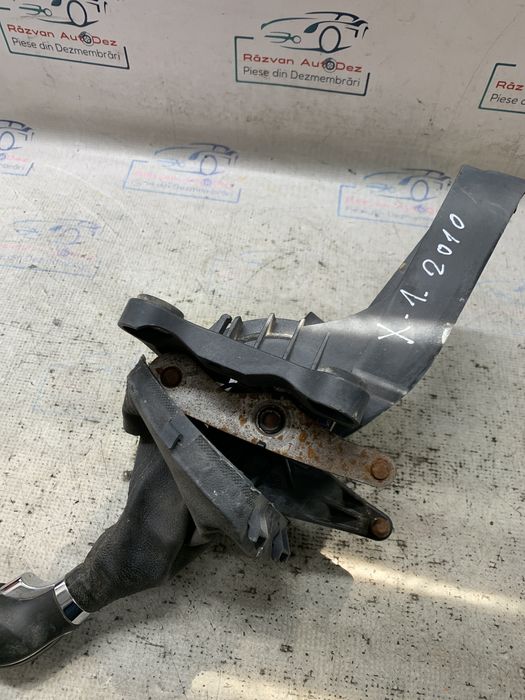 nuca schimbator 5+1 trepte  bmw x1 - motorina 2010