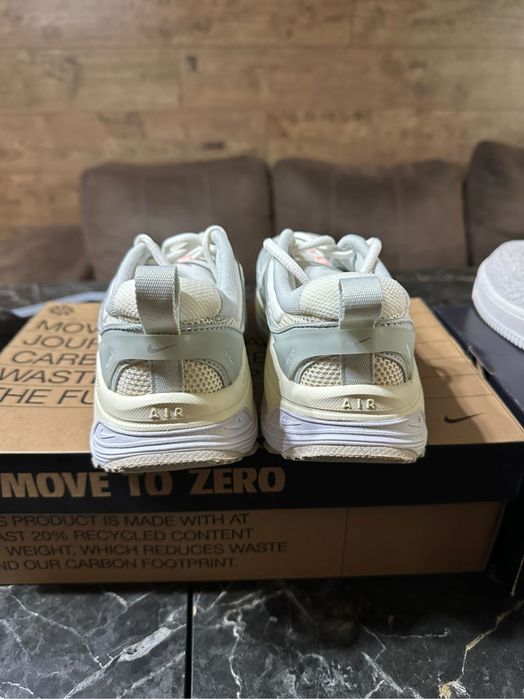 Продават се NIKE спортни обувки W AIR MAX BLISS NN GCEL