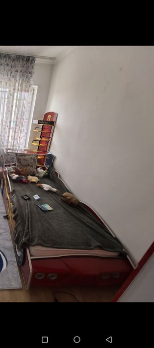 Продам кровать машинку