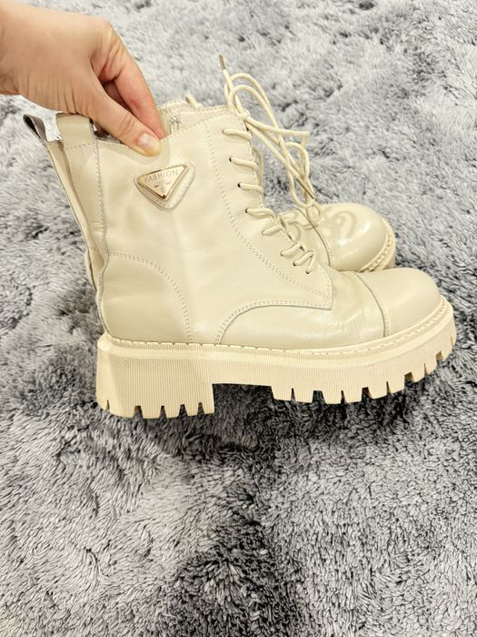 Продам ботинки Астана