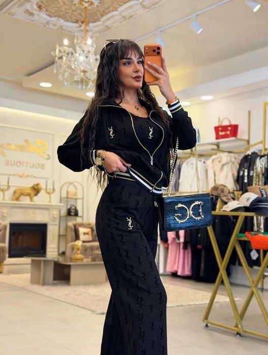 59€ размери S M L Xl комплект от 3 части (долнище, горнище и топ)