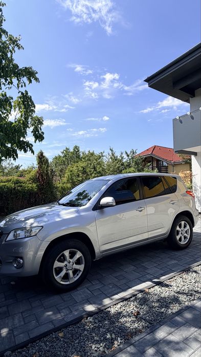 TOYOTA RAV4 2010 — imagine 3