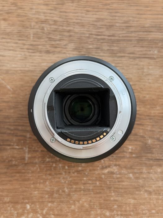 Sony FE 3.5-5.6/28-70 Обектив