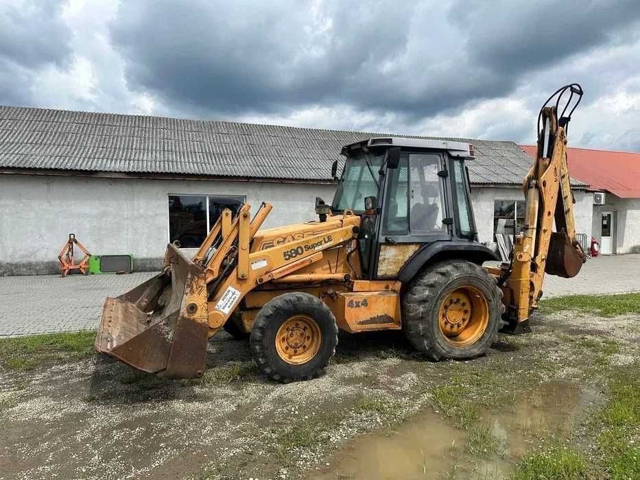 Dezmembrez buldoexcavator Case 580 super LE-piese de schimb Case