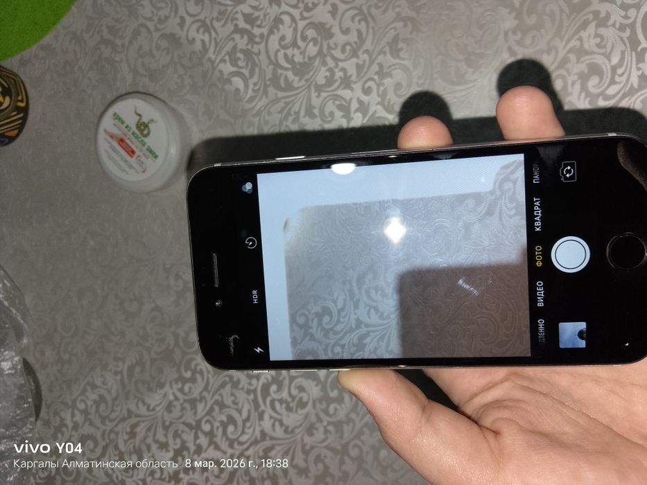 Айфон 6,  64 гег