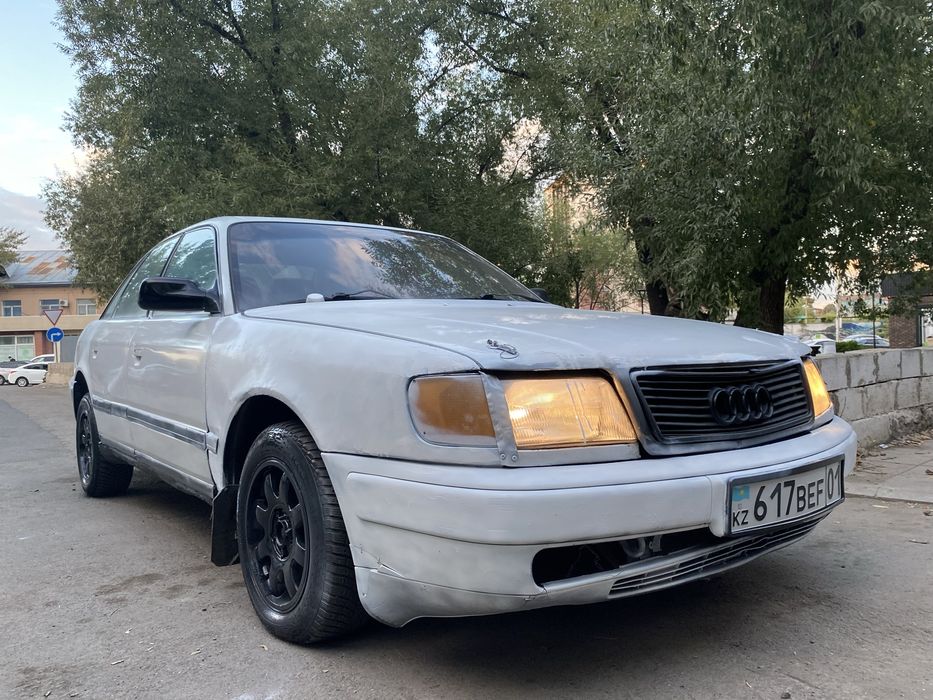 Продам ауди на ходу